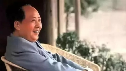 紀念毛澤東同志誕辰126周年！致敬一代偉人！